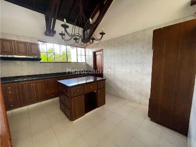 Casa de 5 alcobas en venta en Club Campestre, Armenia · foto 4 de 20