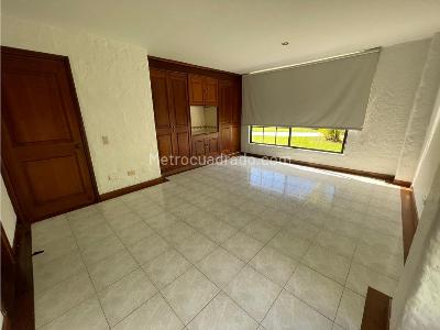 Casa de 5 alcobas en venta en Club Campestre, Armenia · foto 8 de 20