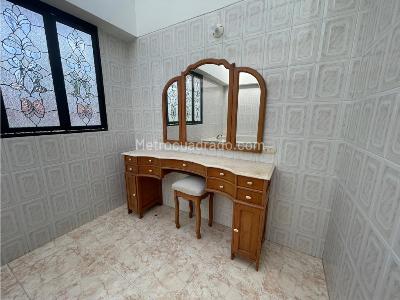 Casa de 5 alcobas en venta en Club Campestre, Armenia · foto 11 de 20