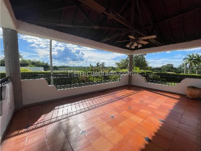 Casa de 5 alcobas en venta en Club Campestre, Armenia · foto 14 de 20