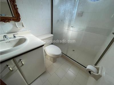 Casa de 5 alcobas en venta en Club Campestre, Armenia · foto 19 de 20