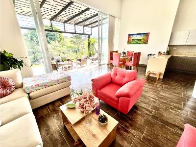 Casa de 4 alcobas en venta en Avenida 19, Armenia, 383 m² · foto 4 de 20