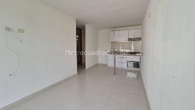 Apartamento de 3 alcobas en venta en Brisas De Agua Blanca, Girardot, 62 m² · foto 6 de 19