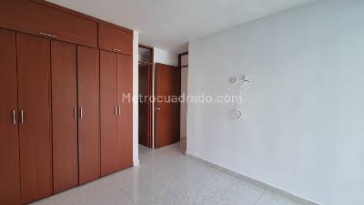Apartamento de 3 alcobas en venta en Brisas De Agua Blanca, Girardot, 62 m² · foto 10 de 19