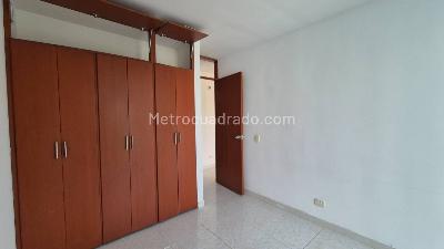 Apartamento de 3 alcobas en venta en Brisas De Agua Blanca, Girardot, 62 m² · foto 15 de 19