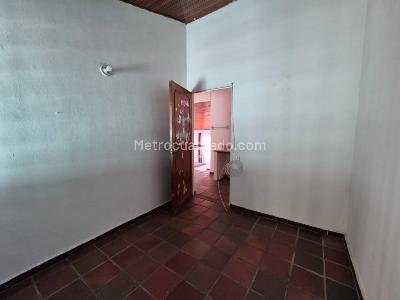 Casa de 4 alcobas en venta en San Antonio, Girardot, 184 m² · foto 11 de 20