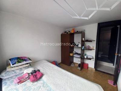 Apartamento de 3 alcobas en venta en Villa Alsacia Castilla, Bogotá, 54 m² · foto 8 de 15