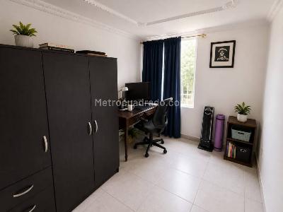 Apartamento de 3 alcobas en venta en Villa Alsacia Castilla, Bogotá, 54 m² · foto 11 de 15