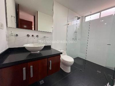 Casa de 4 alcobas en arriendo en Cr Pinares, Chía, 185 m² · foto 10 de 20
