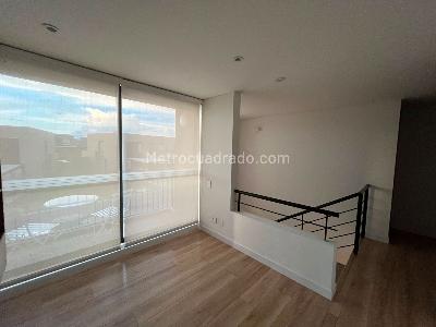 Casa de 3 alcobas en arriendo en El Campin, Chía, 300 m² · foto 9 de 20