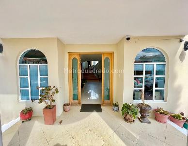 Casa de 4 alcobas en arriendo en El Misterio, Cajicá, 570 m² · foto 17 de 18