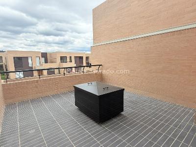 Casa de 3 alcobas en arriendo en Br Aquitania, Chía, 320 m² · foto 12 de 16