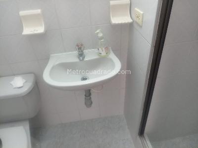 Casa de 5 alcobas en venta en Villavicencio, Villavicencio, 96 m² · foto 11 de 14