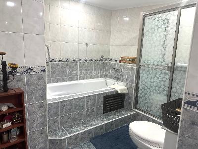 Apartamento de 4 alcobas en venta en Ciudad Salitre Oriental, Bogotá, 161 m² · foto 7 de 20