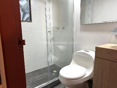 Apartamento en venta en Alamos Norte, Bogotá · foto 3 de 15