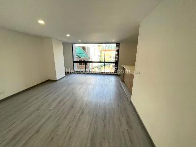 Apartamento en venta en Quinta Paredes, Bogotá · foto 5 de 8