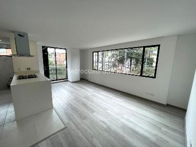 Apartamento en venta en Quinta Paredes, Bogotá · foto 6 de 8