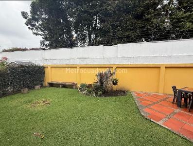 Casa de 4 alcobas en venta en San Jose De Bavaria, Bogotá, 356 m² · foto 2 de 15