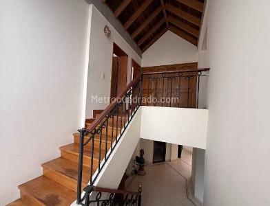 Casa de 4 alcobas en venta en San Jose De Bavaria, Bogotá, 356 m² · foto 10 de 15