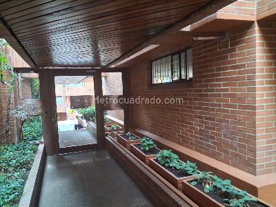Apartamento en venta en Chico, Bogotá · foto 15 de 18