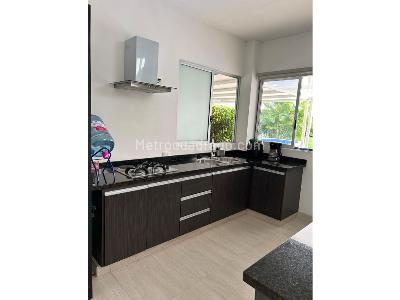 Casa de 3 alcobas en venta en Sector El Caimo, Armenia, 850 m² · foto 2 de 20