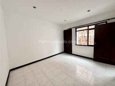 Casa de 4 alcobas en venta en Nueva Cecilia Cerca Los Fundadores, Armenia, 196 m² · foto 17 de 20