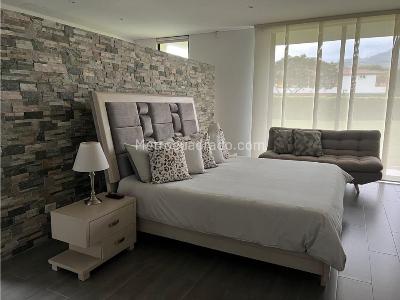 Casa de 3 alcobas en venta en Av Centenario Norte, Armenia, 1564 m² · foto 16 de 20