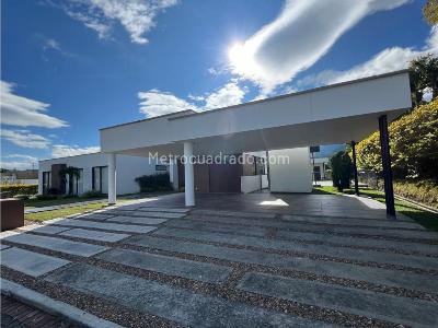 Casa de 3 alcobas en venta en Av Centenario Norte, Armenia, 1564 m² · foto 20 de 20