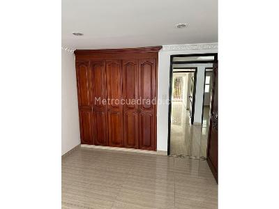 Casa de 5 alcobas en venta en Nueva Cecilia Cerca Los Fundadores, Armenia, 250 m² · foto 7 de 20
