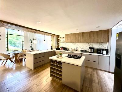 Casa de 3 alcobas en venta en Fundadores, Armenia, 200 m² · foto 7 de 20
