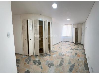 Apartamento en venta en Centro, Armenia · foto 7 de 14