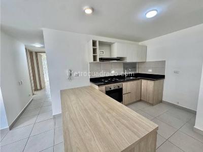 Apartamento en venta en Av, Armenia · foto 5 de 18