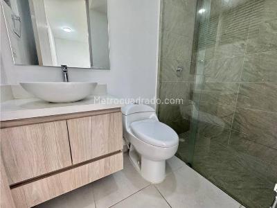 Apartamento en venta en Av, Armenia · foto 12 de 18