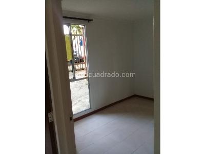 Apartamento de 2 alcobas en venta en Coliseo Del Cafe Norte, Armenia, 37 m² · foto 13 de 15