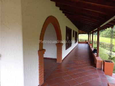Casa de 3 alcobas en venta en Circasia Armenia, Armenia, 300 m² · foto 8 de 20