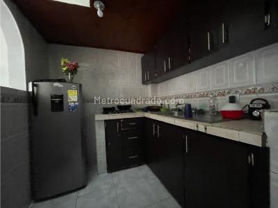 Casa de 3 alcobas en venta en Sur Occidente Ciudad Dorada, Armenia, 140 m² · foto 6 de 16