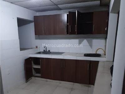 Casa de 4 alcobas en venta en Granada, Armenia, 190 m² · foto 4 de 9