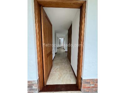 Casa de 3 alcobas en venta en Via Armenia Tebaida, Armenia, 645 m² · foto 7 de 20