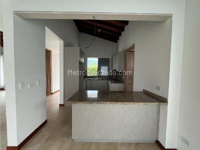 Casa de 3 alcobas en venta en Via Armenia Tebaida, Armenia, 645 m² · foto 8 de 20