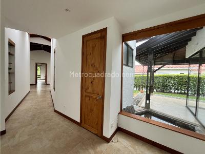 Casa de 3 alcobas en venta en Via Armenia Tebaida, Armenia, 645 m² · foto 14 de 20