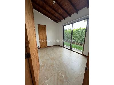 Casa de 3 alcobas en venta en Via Armenia Tebaida, Armenia, 645 m² · foto 17 de 20