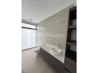 Casa de 4 alcobas en venta en Via Circasia Sector Entremaderos, Armenia, 180 m² · foto 5 de 8