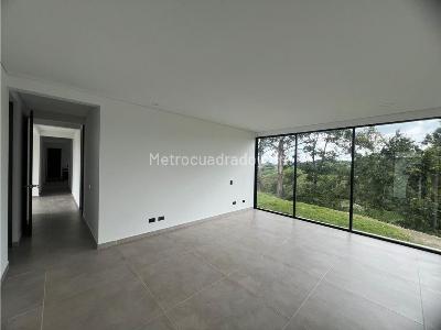 Casa de 4 alcobas en venta en Via Circasia Sector Entremaderos, Armenia, 180 m² · foto 7 de 8
