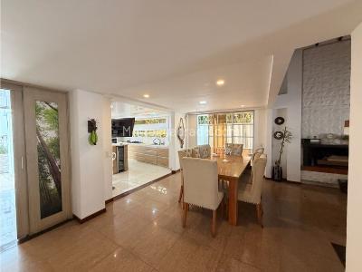 Casa de 4 alcobas en venta en Los Profesionales, Armenia, 350 m² · foto 13 de 20