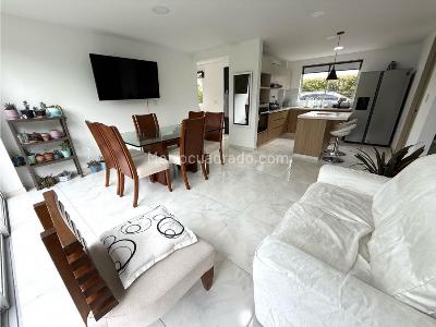 Casa de 4 alcobas en venta en Circasia Armenia, Armenia, 125 m² · foto 3 de 19