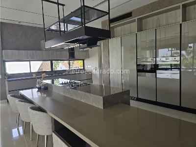 Casa de 5 alcobas en venta en Pance, Cali, 1492 m² · foto 8 de 20