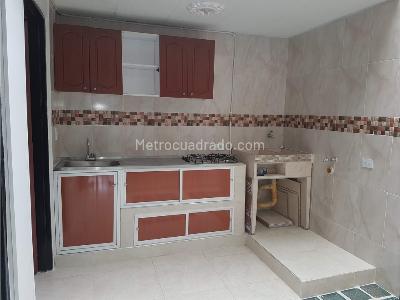 Casa de 5 alcobas en venta en Ciudad Cordoba, Cali · foto 7 de 20