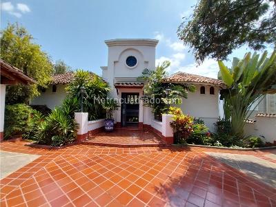 Casa de 5 alcobas en venta en Ciudad Jardin, Cali, 344 m² · foto 2 de 20