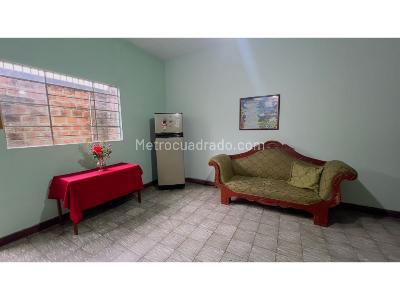 Casa de 5 alcobas en venta en Belisario Caycedo, Cali, 531 m² · foto 18 de 20