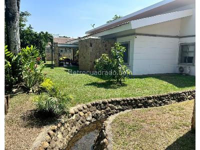 Casa de 3 alcobas en venta en Pance, Cali, 393 m² · foto 2 de 20